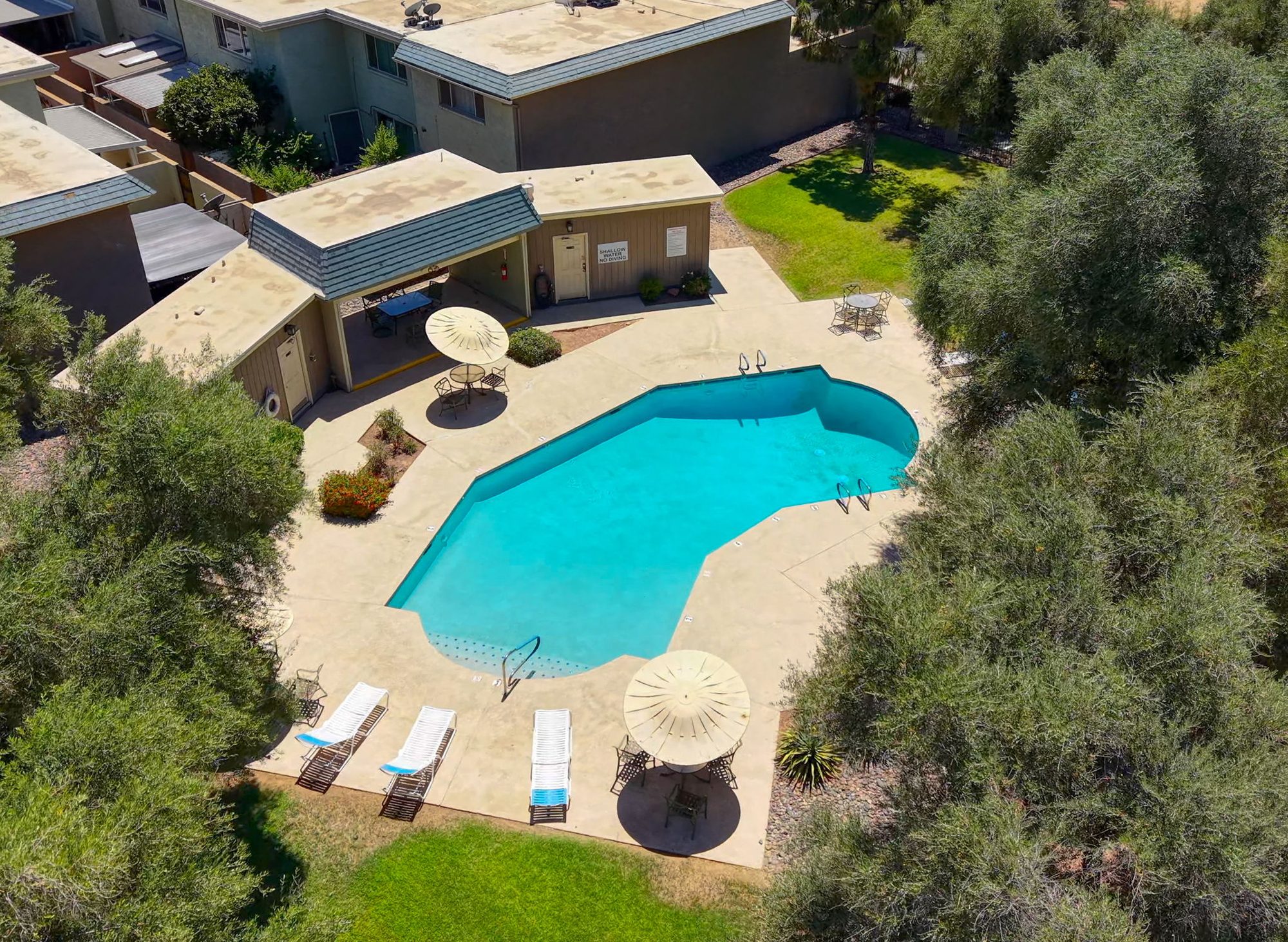 Community pool